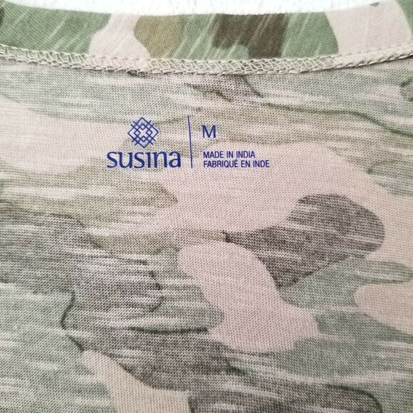 Susina T-Shirt Green Camo Short Sleeve Women's Size Medium Basic Lightweight New - Picture 4 of 7